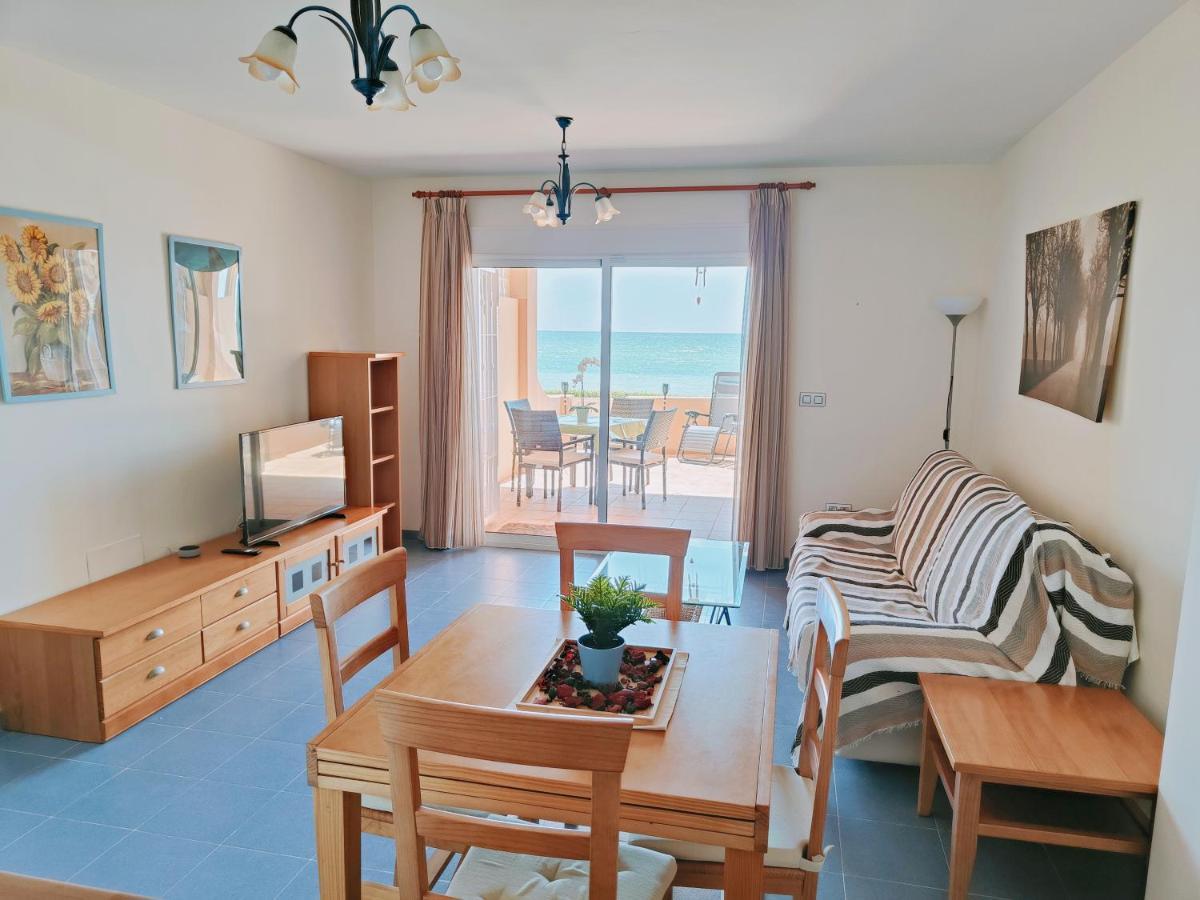 Primera Linea De Playa Naturista Бера Номер фото